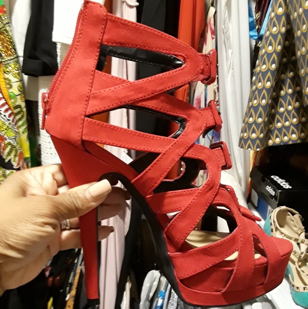 Cleaning out my closet plenty of zhoe9